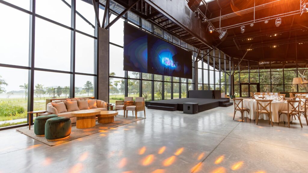 Espacio para eventos Valladolid: 8 razones para alquilar uno profesional